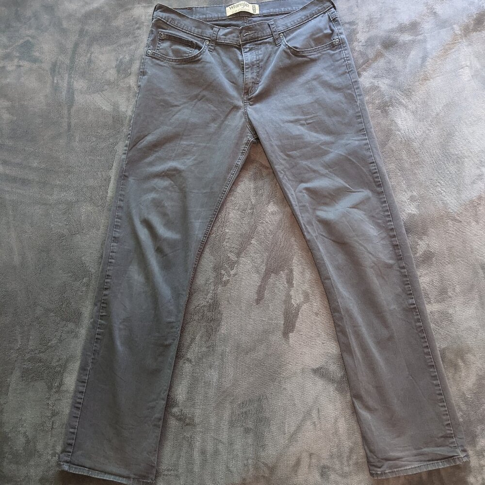 Wrangler Flex Slim Straight Gray 32"x30"